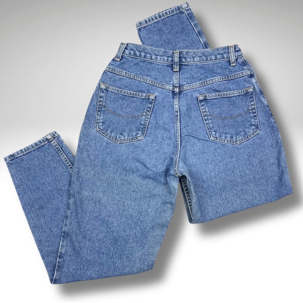 Vintage 1980s Chic Straight Leg Women’s Jeans 25” Waist